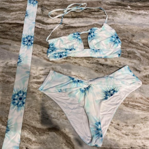 Devon Windsor Swim Suit - Picture 1 of 2